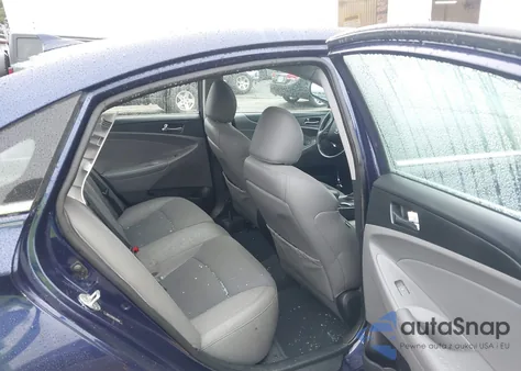 2013 Hyundai Sonata Se 2.0T z USA, uszkodzony, nr VIN 5NPEC4AB9DH786068